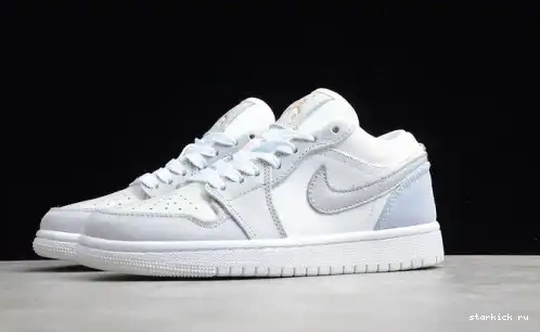 CV3043-100 Air CV3043-100 1 Low “Paris” Jordan 0629